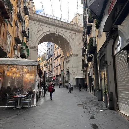 Apartmán La Bella A Chiaia *