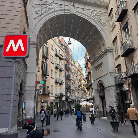 La Bella A Chiaia * Neapol